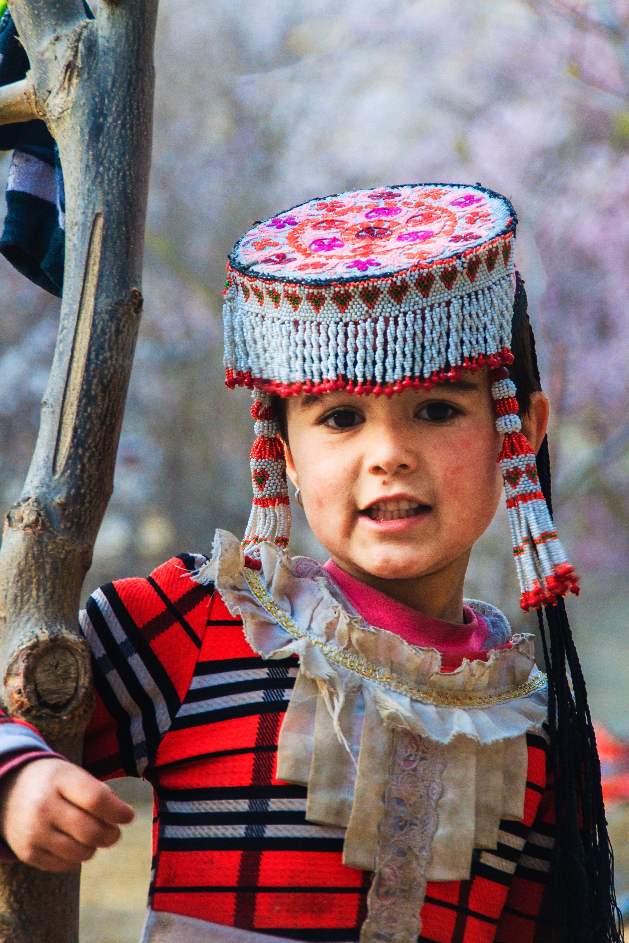 《塔吉克族小女孩》摄影师:绿洲 朱琪琳 新疆喀什