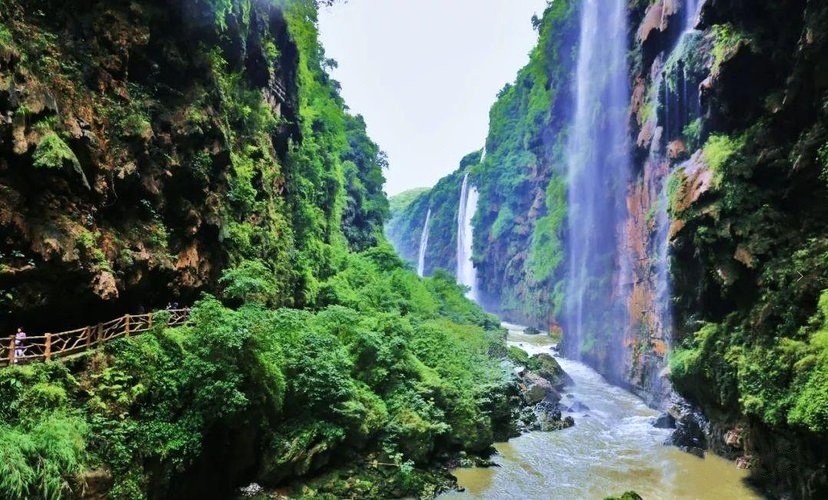马岭河大峡谷地球上最美的疤痕