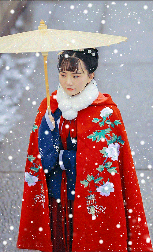 皑，冰封千里 一望