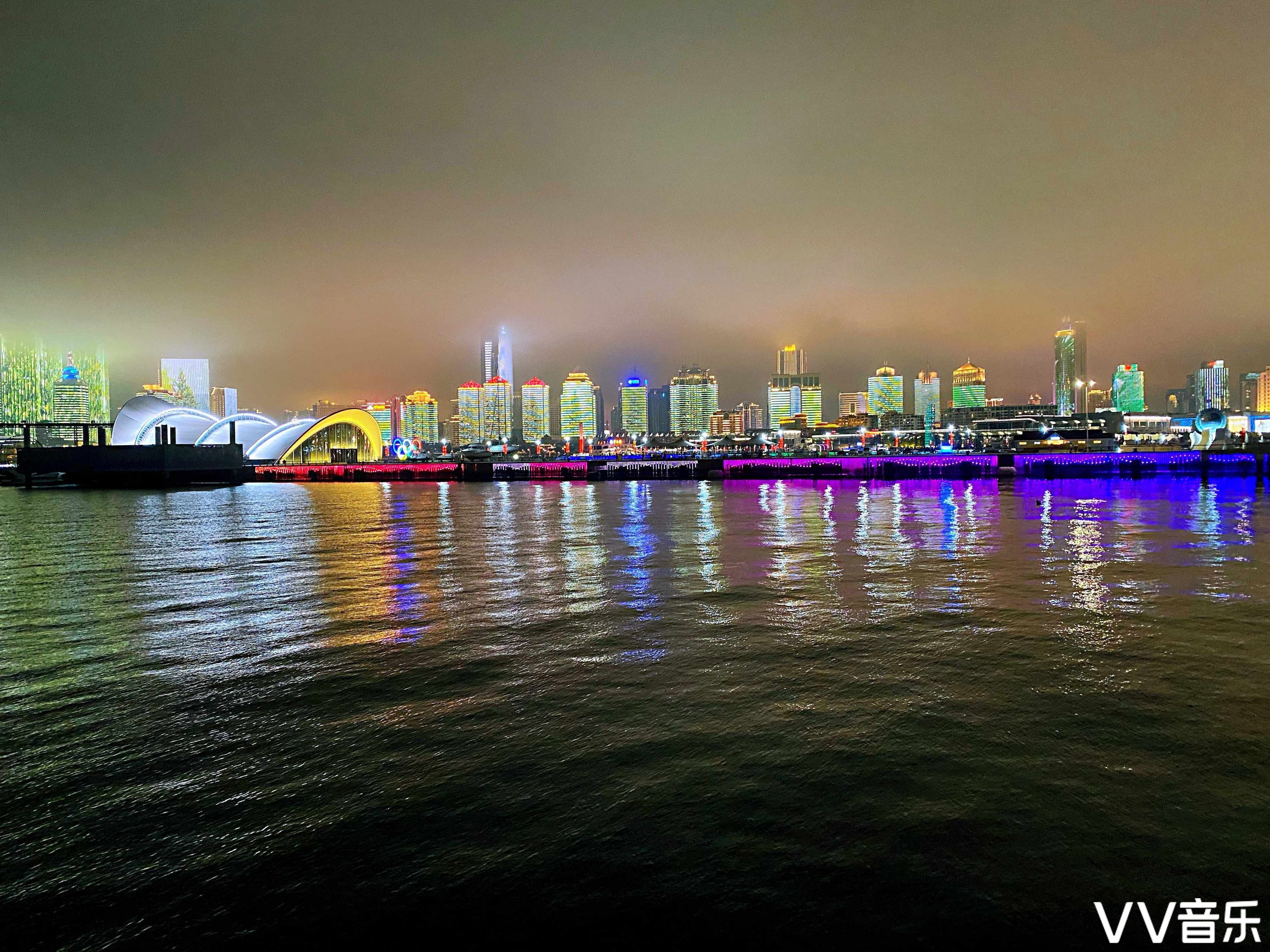 浮山湾夏夜之灯光秀