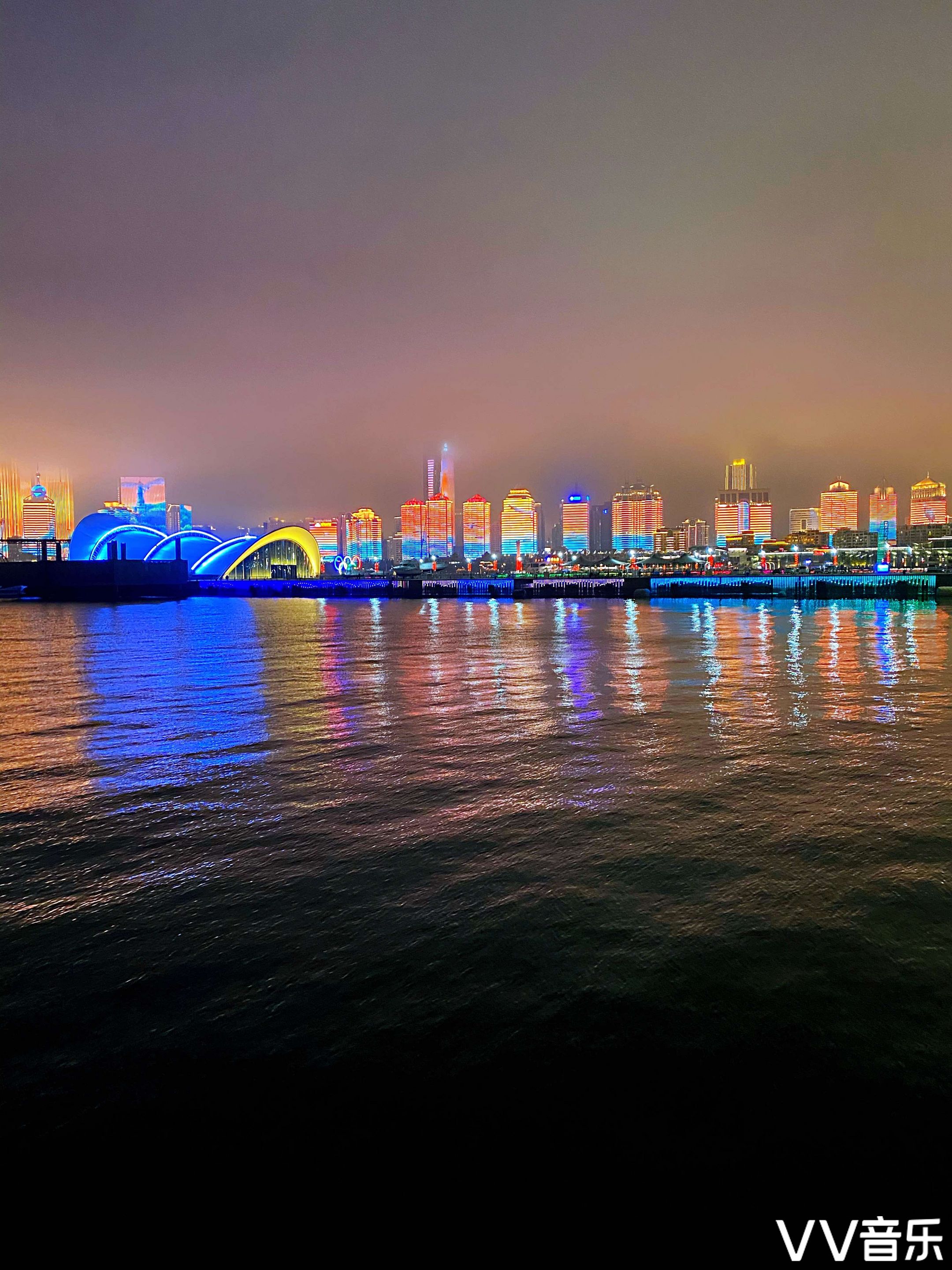 浮山湾夏夜之灯光秀