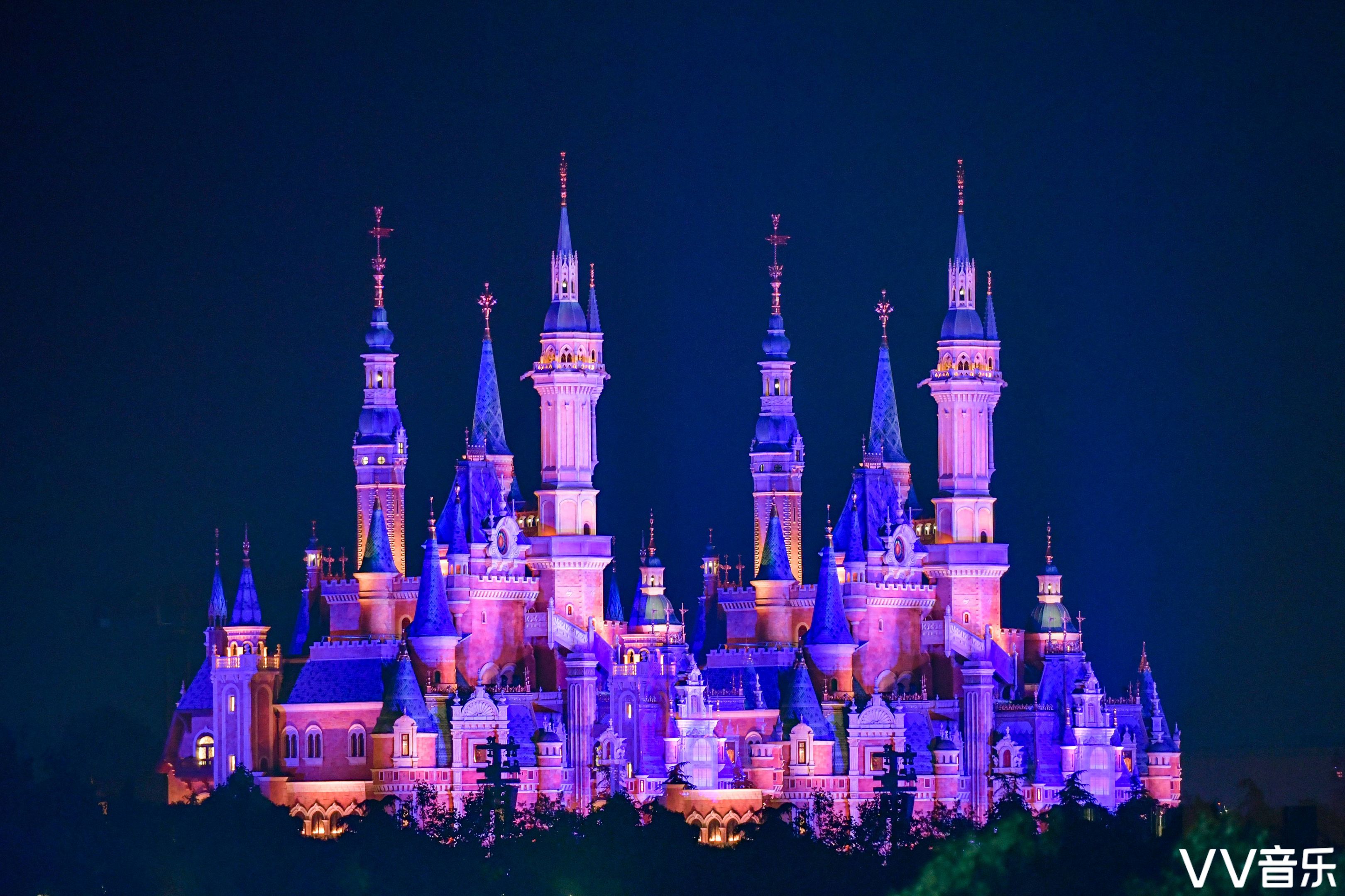 迪士尼城堡夜景摄影图__建筑摄影_建筑园林_摄影图库_昵图网nipic.com