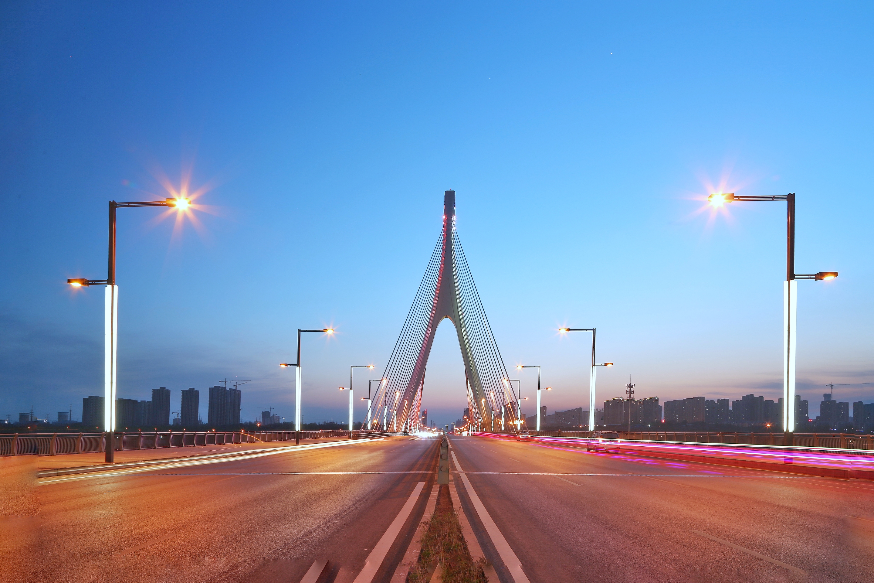 大同开源桥夜景图片