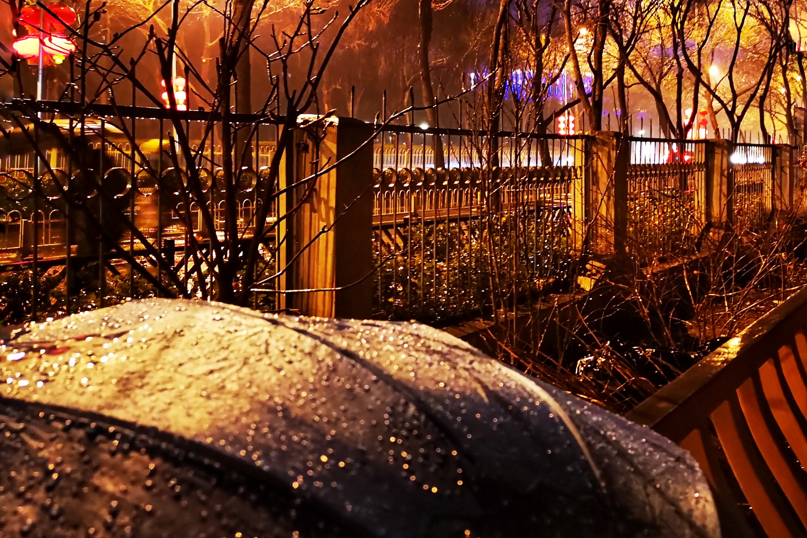 雨雪交加的夜晚图片图片